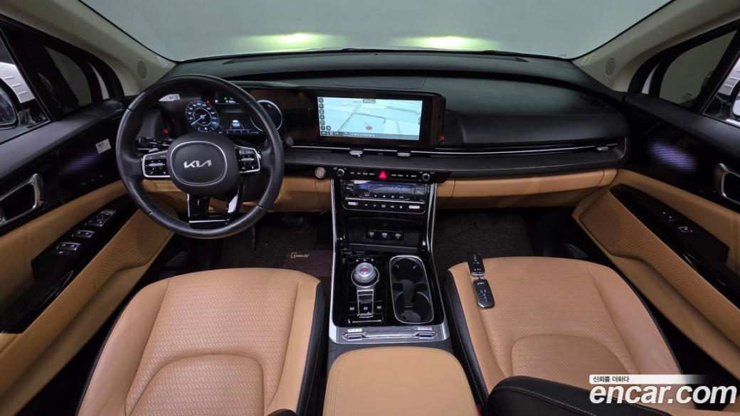 Kia Carnival 9-Seater Signature, 2023