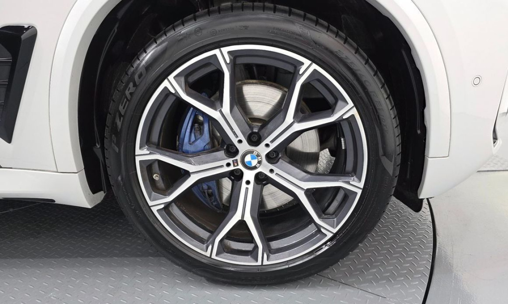 BMW X5 xDrive 40i M Sport, 2025