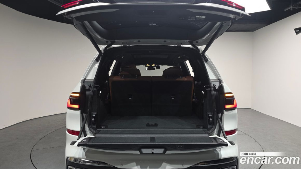 BMW X7 xDrive 40i M Sport 6STR, 2023