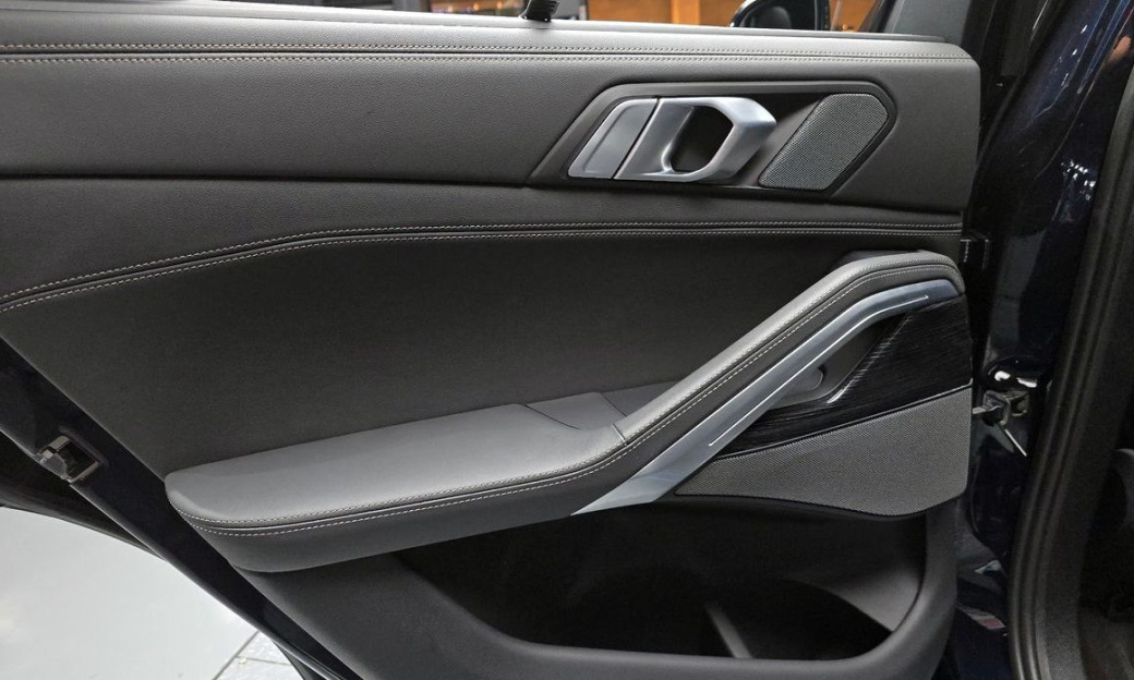 BMW X6 xDrive40i M Sport, 2024
