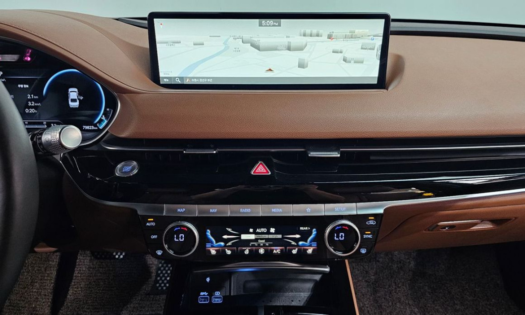 Genesis G80 Gasoline 2.5 Turbo AWD, 2022