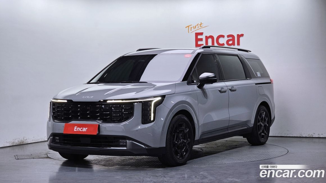Kia Carnival 7-Seater Gravity, 2025