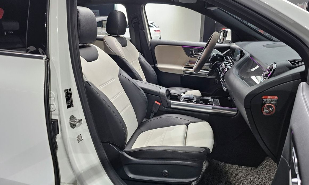 Mercedes-Benz GLA-Class GLA250 4MATIC, 2023