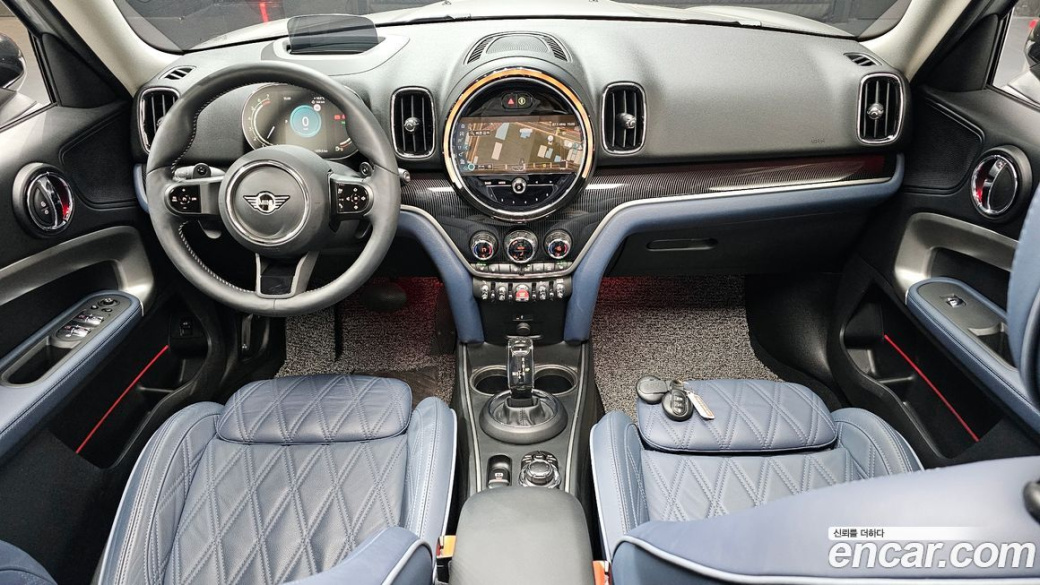Mini Countryman ALL4 Classic Launch Pack, 2023