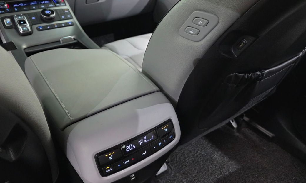Hyundai Palisade Diesel 2.2 2WD, 2024