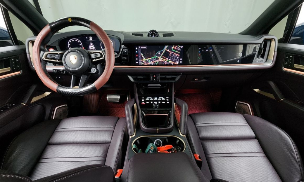 Porsche Cayenne 3.0, 2024