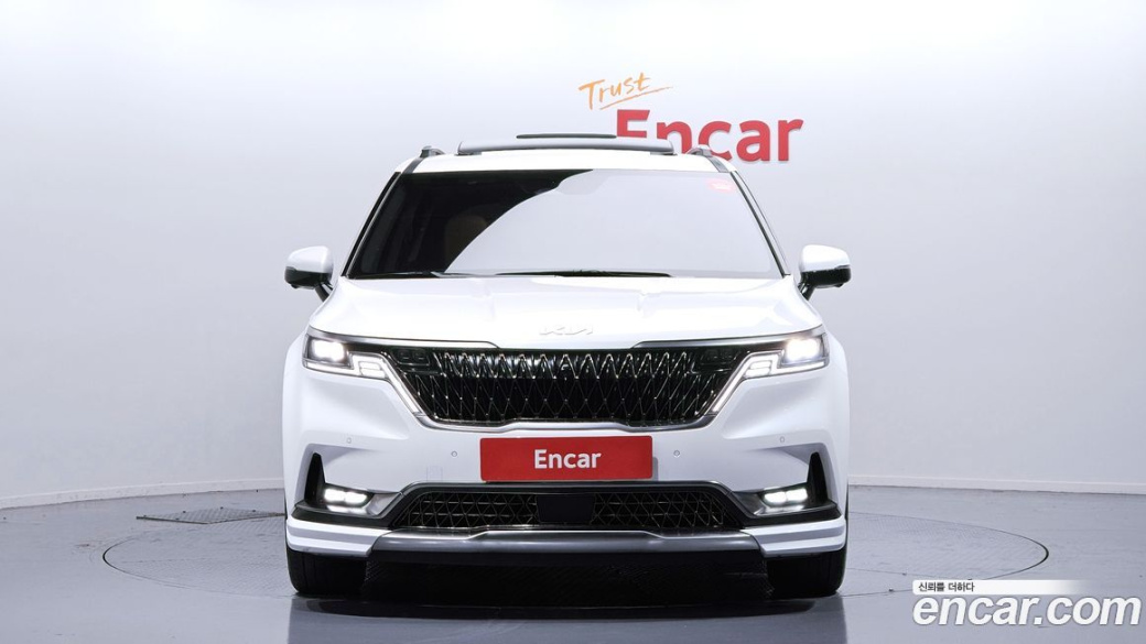 Kia Carnival 7-Seater Signature, 2023