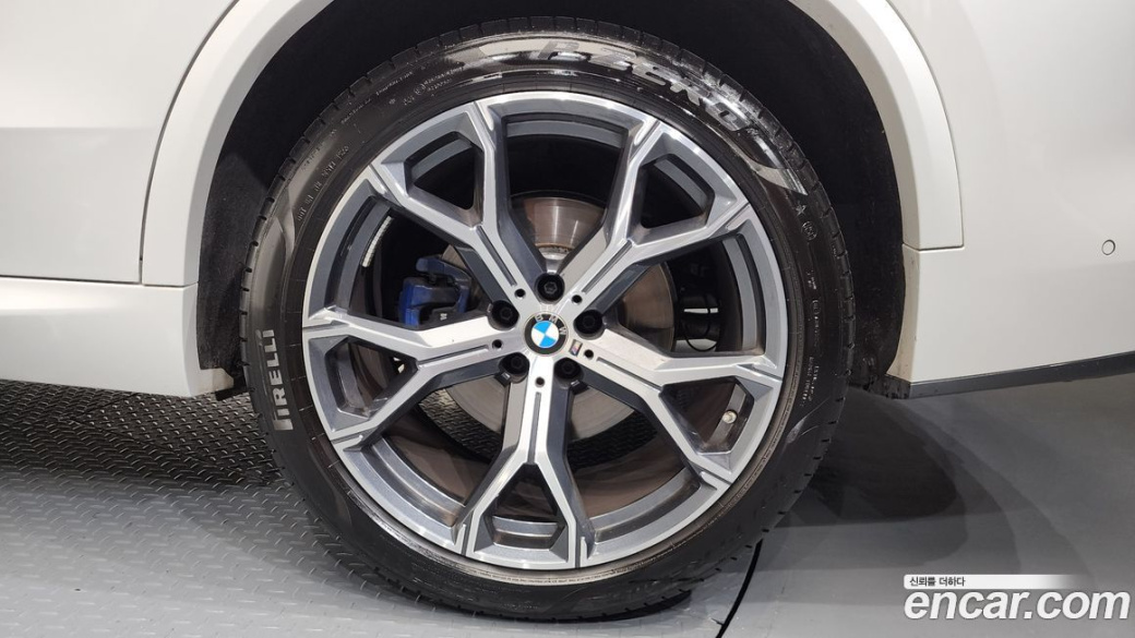 BMW X5 xDrive 30d M Sport, 2023