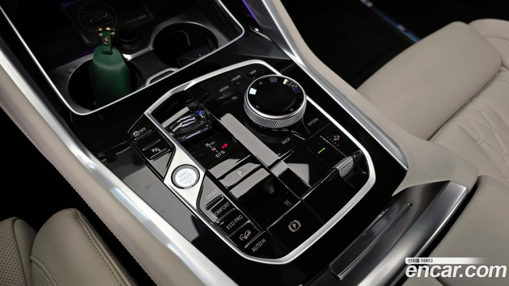 BMW X6 xDrive40i M Sport, 2025