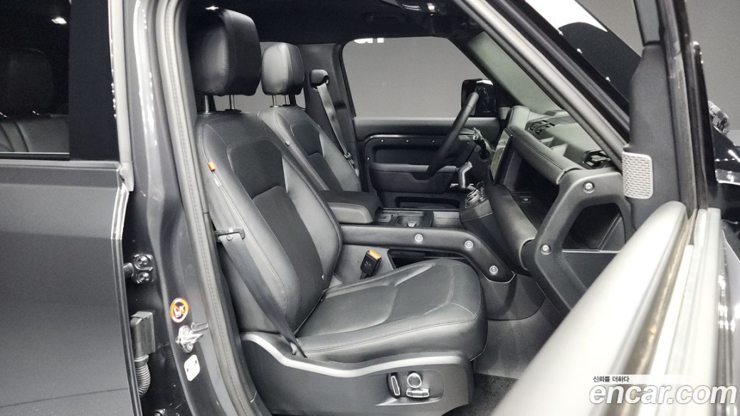 Land Rover Defender 130 P400 Outbound, 2024