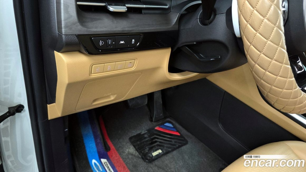 Kia Carnival 9-Seater Signature, 2022
