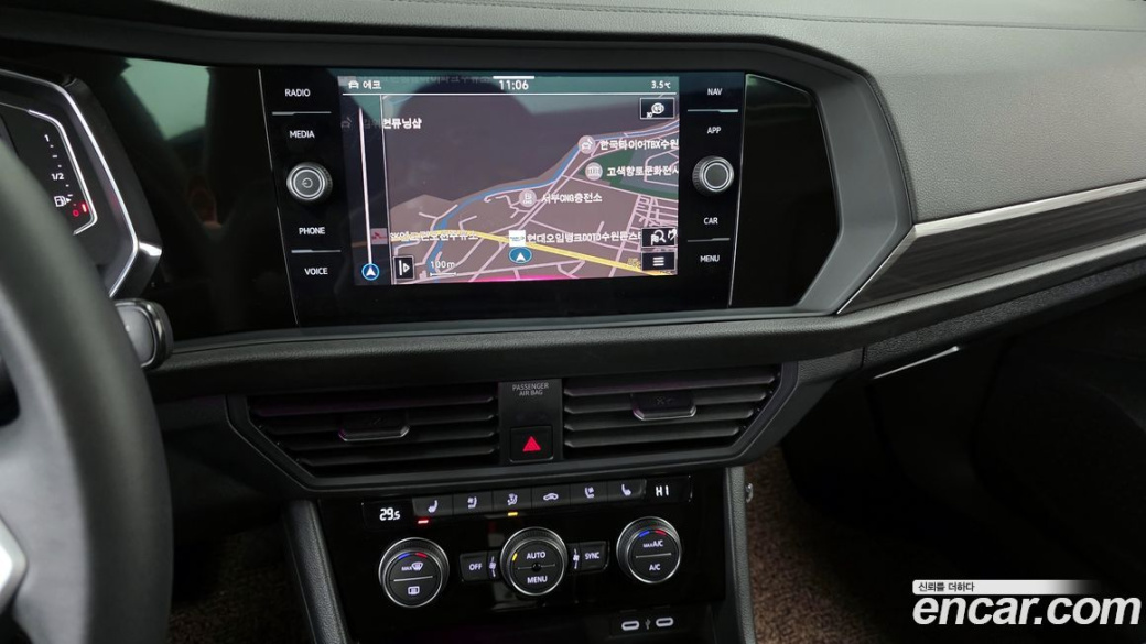Volkswagen Jetta 1.5 TSI Prestige, 2023
