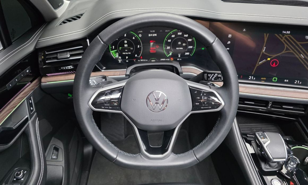 Volkswagen Touareg 3.0 TDI Prestige, 2024