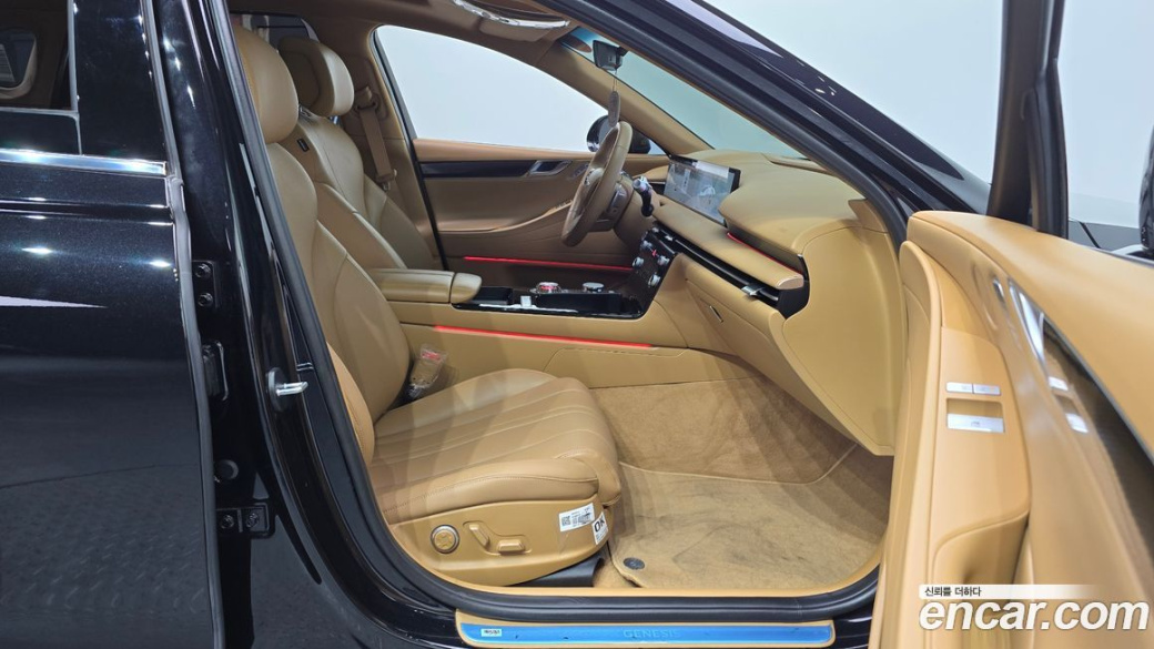 Genesis G80 Gasoline 2.5 Turbo AWD, 2025