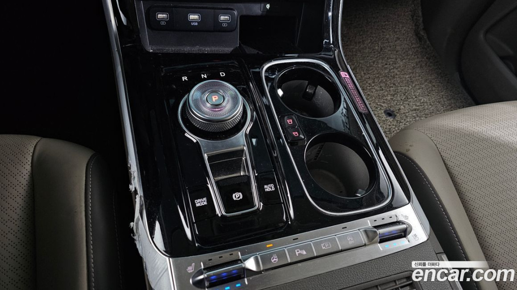 Kia Carnival 7-Seater Hi-Limousine, 2022