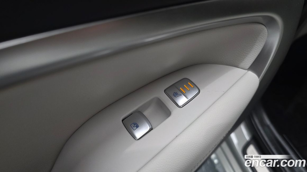 Genesis G70 Gasoline 2.5T 2WD, 2024