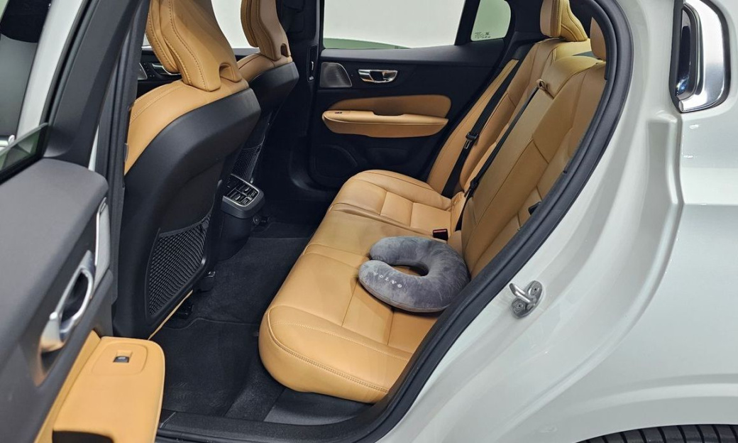 Volvo S60 B5 Ultra Bright, 2025