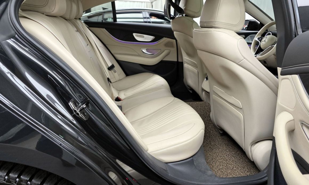 Mercedes-Benz CLS-Class CLS300d 4MATIC, 2022