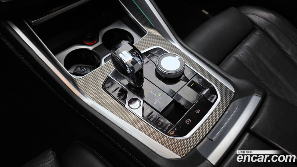 BMW X6 xDrive40i M Sport, 2022