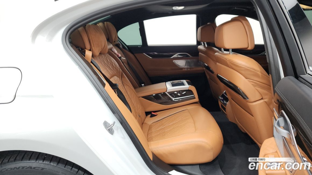 BMW 7-Series 730d xDrive Design Pure Excellence, 2022