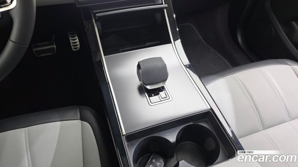 Land Rover Range Rover Evoque P250 Dynamic SE, 2025