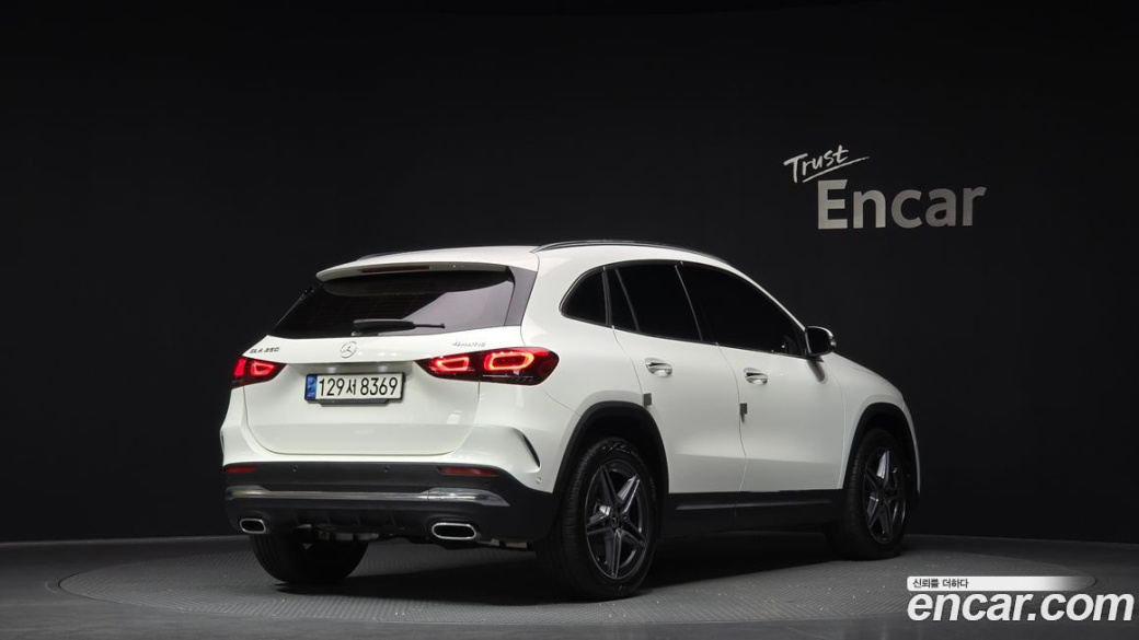 Mercedes-Benz GLA-Class GLA250 4MATIC, 2022