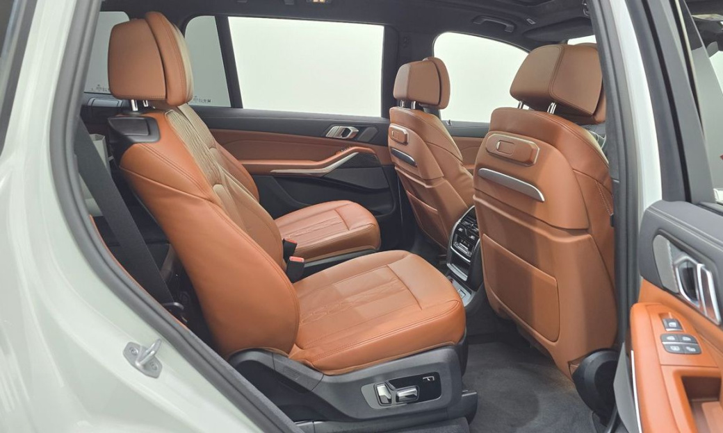BMW X7 xDrive 40i M Sport 6STR, 2025