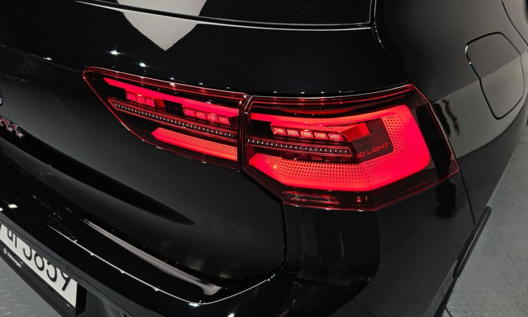 Volkswagen Golf 2.0 GTI, 2024