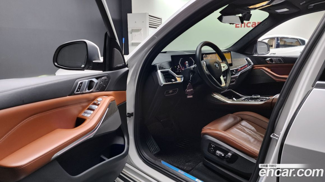 BMW X7 xDrive 40i Design Pure Excellence 6-Seater, 2023