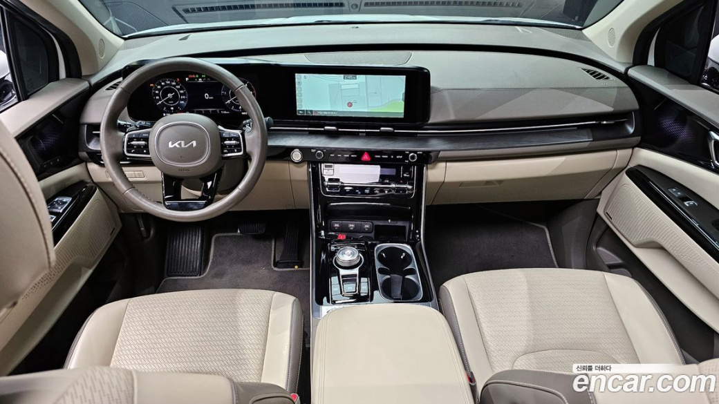 Kia Carnival 9-Seater Signature, 2022