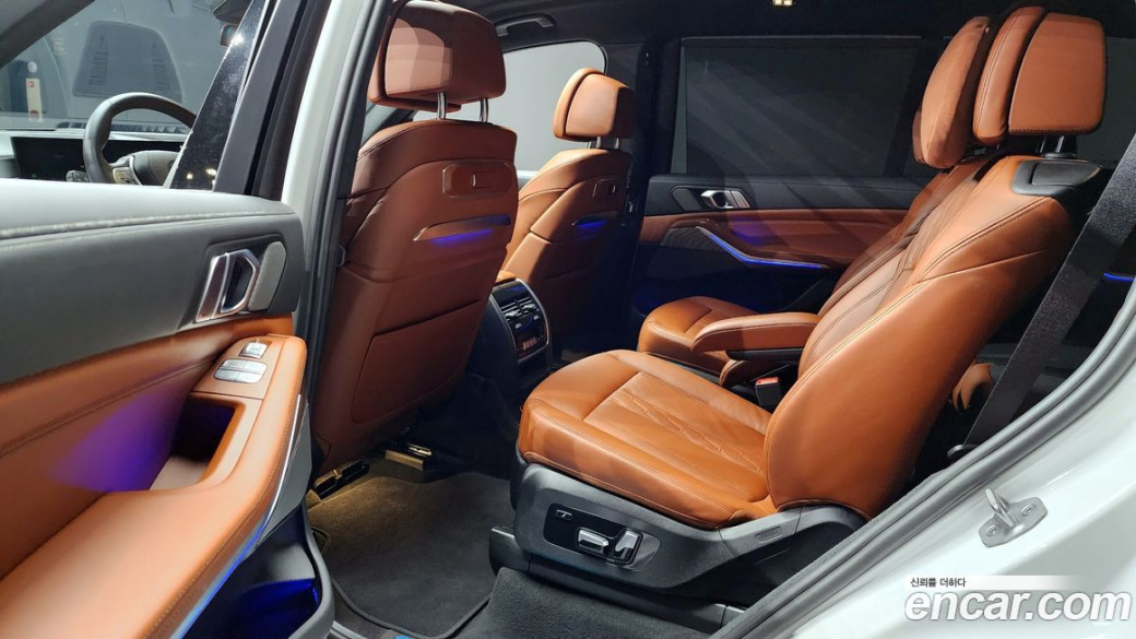 BMW X7 xDrive 40i Design Pure Excellence 6-Seater, 2023