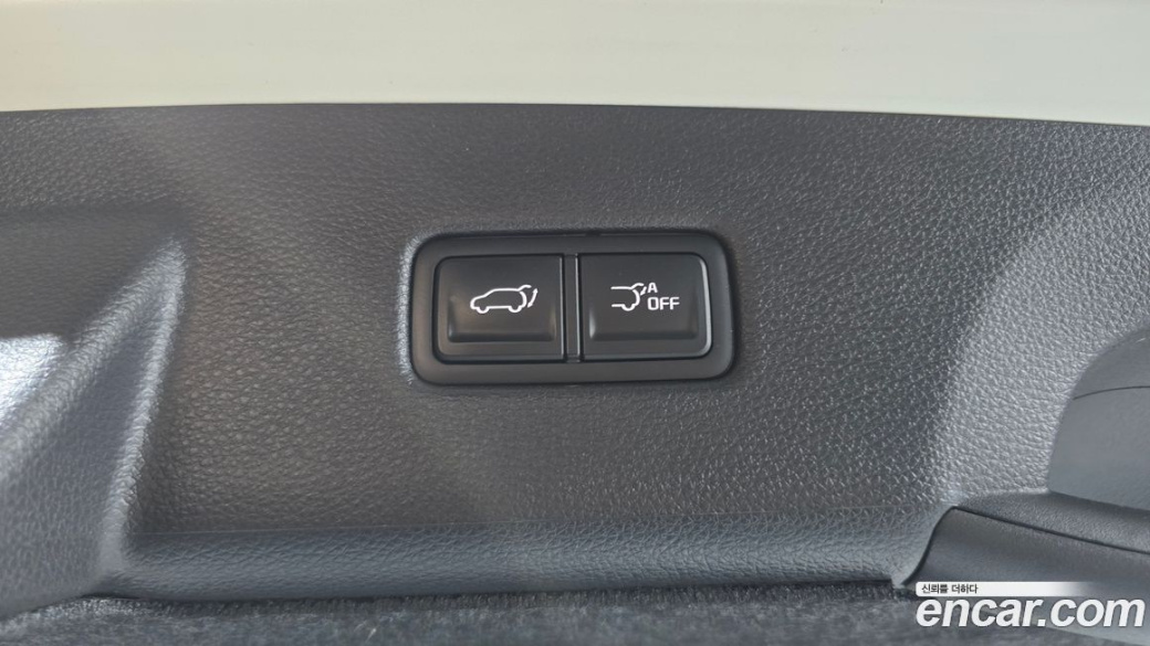 Kia Carnival 7-Seater Signature, 2023