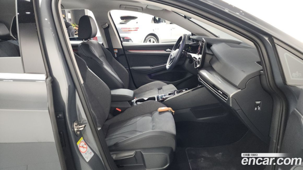 Volkswagen Golf 2.0 TDI Prestige, 2025