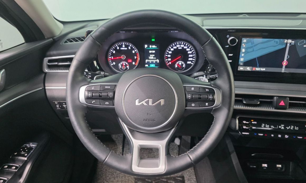 Kia K5 2.0, 2023