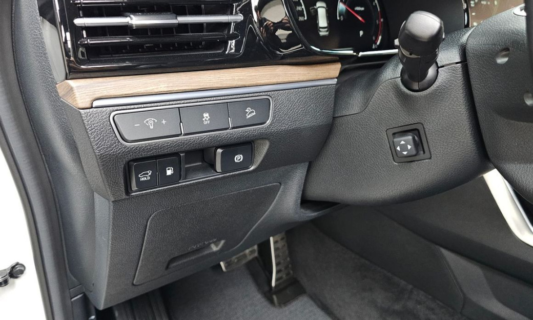 Kia Mohave Diesel 3.0 4WD 7-Seater, 2024