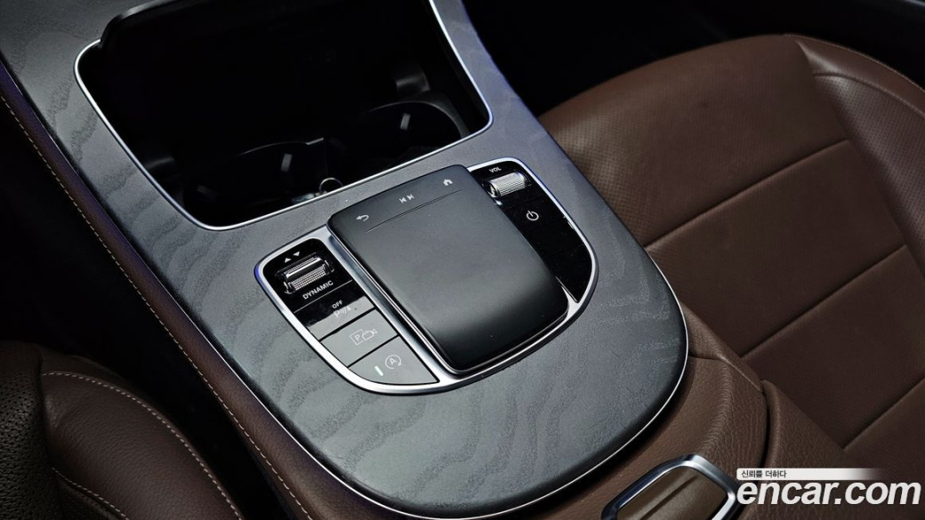 Mercedes-Benz E-Class E350 4MATIC Avantgarde, 2022