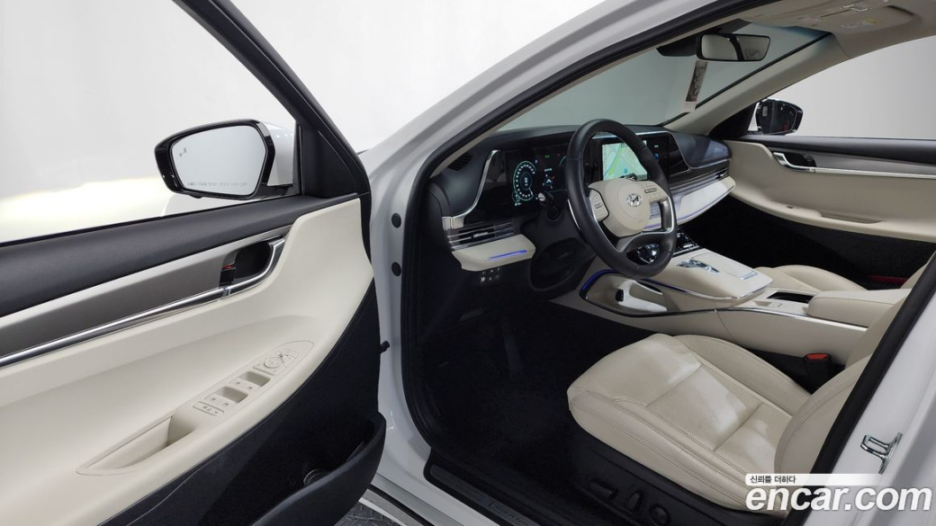 Hyundai Grandeur 2.5, 2022