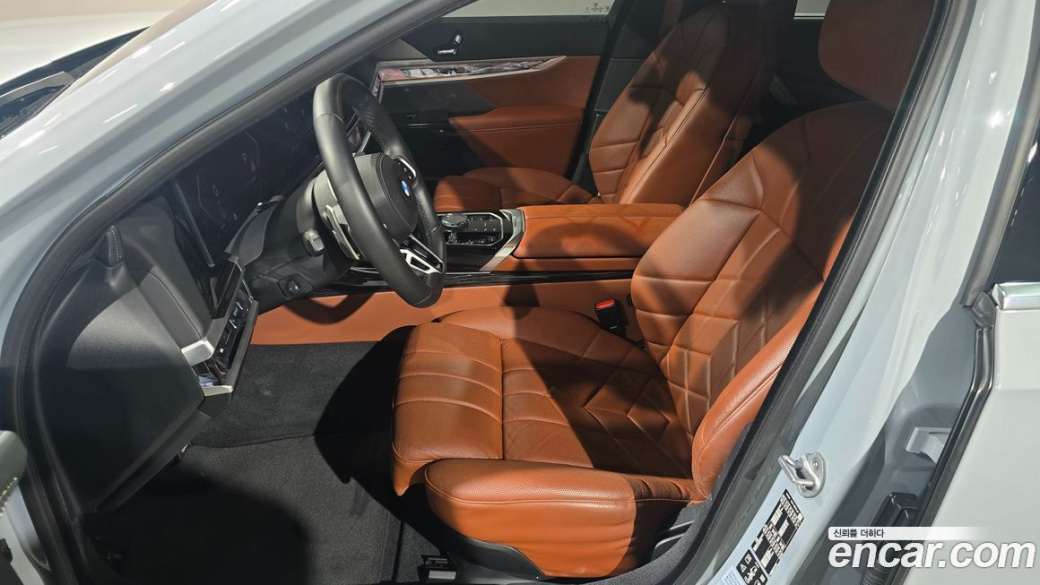 BMW 7-Series 740d xDrive M Sport, 2025