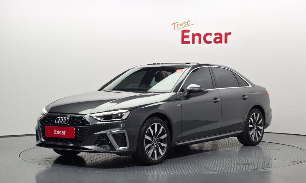 Audi A4 40 TFSI Premium, 2023