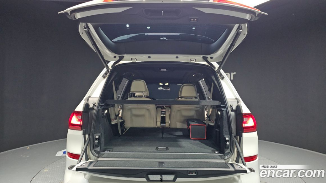 BMW X7 xDrive 40i M Sport 6STR, 2022