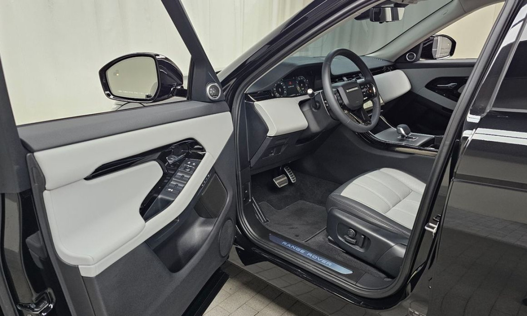 Land Rover Range Rover Evoque P250 Dynamic SE, 2025