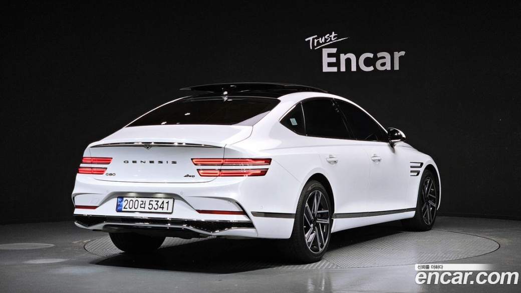 Genesis G80 Gasoline 2.5 Turbo AWD, 2025