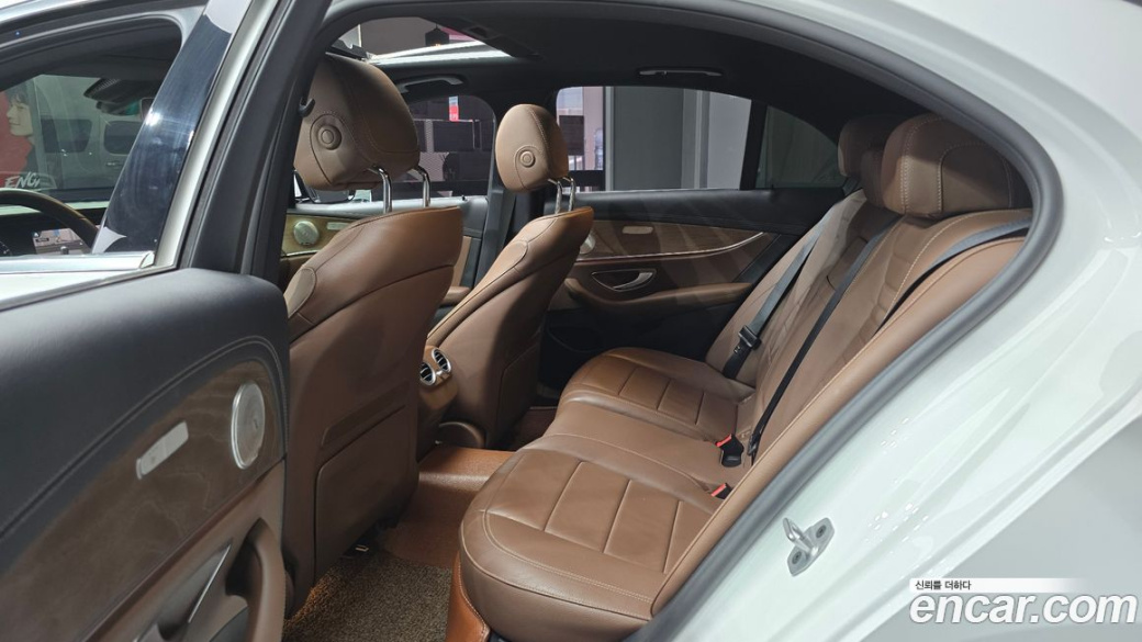 Mercedes-Benz E-Class E250 Exclusive, 2022