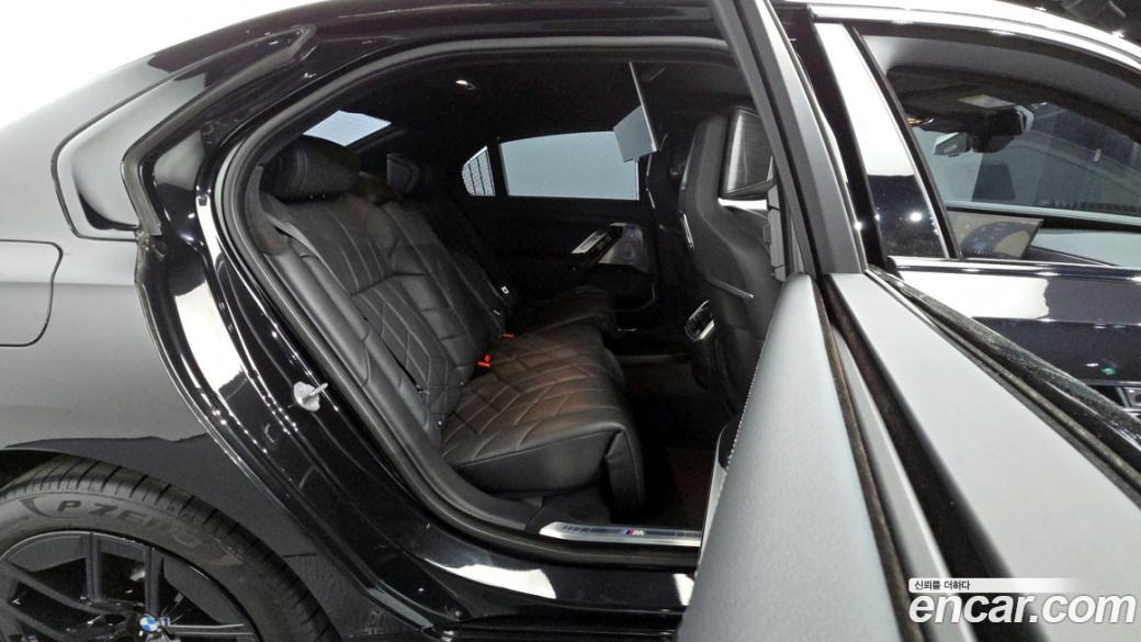 BMW 7-Series 740i sDrive M Sport, 2023