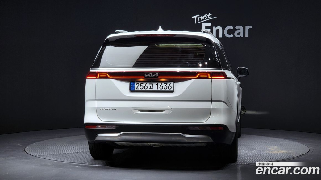 Kia Carnival 9-Seater Noblesse, 2022