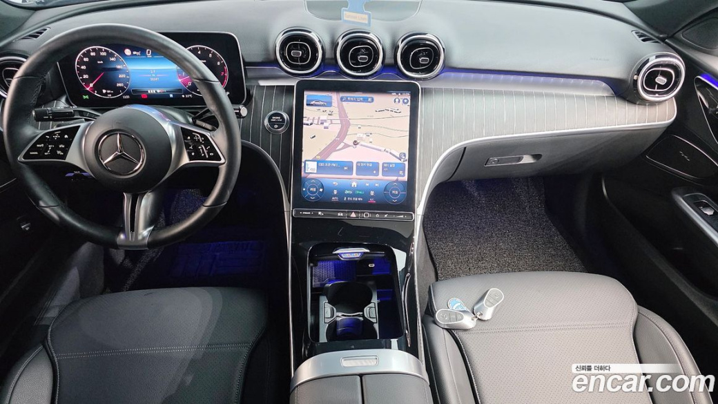 Mercedes-Benz C-Class C300 4MATIC Avantgarde, 2024