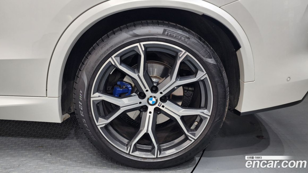 BMW X5 xDrive 30d M Sport, 2025