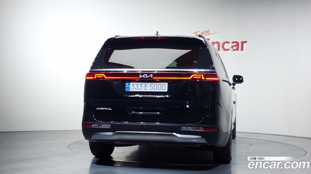 Kia Carnival 9-Seater Signature, 2023