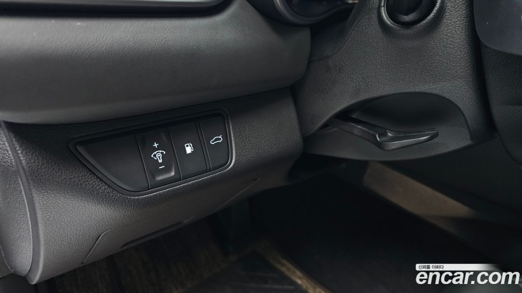 Genesis G70 Gasoline 2.5T 4WD, 2025