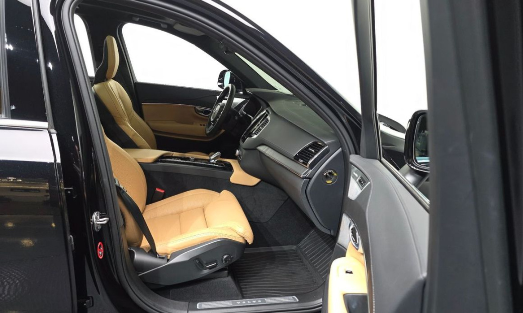 Volvo XC90 B6 Ultimate Bright, 2024